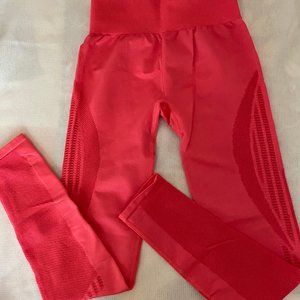 Fabletics Legging Demi Exercise Workout Gym Yoga